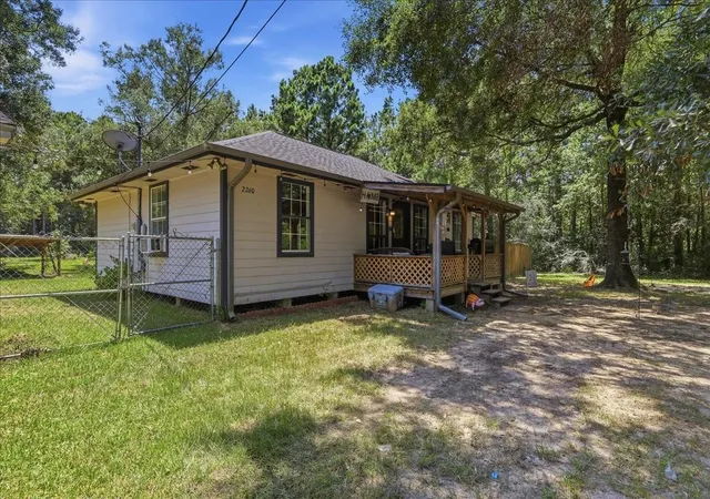 3rd image of 2260 S Timberlane St, Vidor, TX 77662 | MLS# 8568948