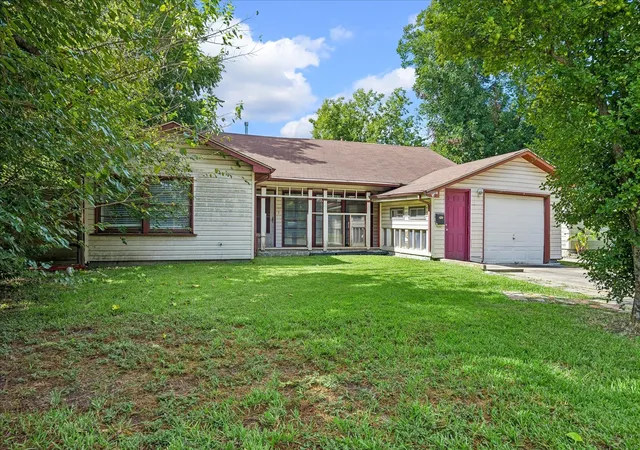 Photo 1 of Sale Pending at 4029 Woodcraft St, Houston, TX 77025 | MLS# 68512513 | Listing updated on 2026-09-17