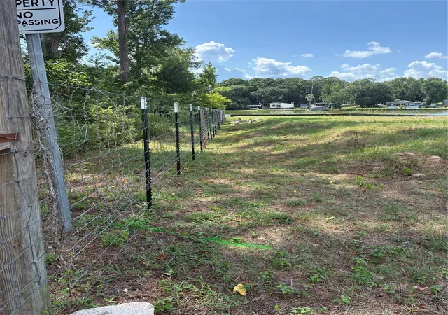 14th image of 13264 Lake Conroe Bay Rd, Willis, TX 77318 | MLS# 13780423