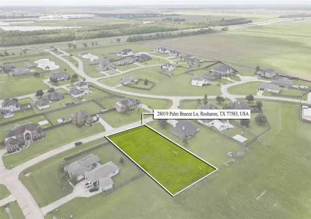1st image of 28019 Palm Breeze Ln, Rosharon, TX 77583 | MLS# 38444832