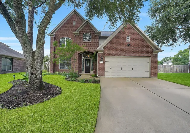 Photo 2 of Single family home for sale at 5810 Centennial Glen Dr, Katy, TX 77450 | MLS# 3840903 | Listing updated on 2026-08-11