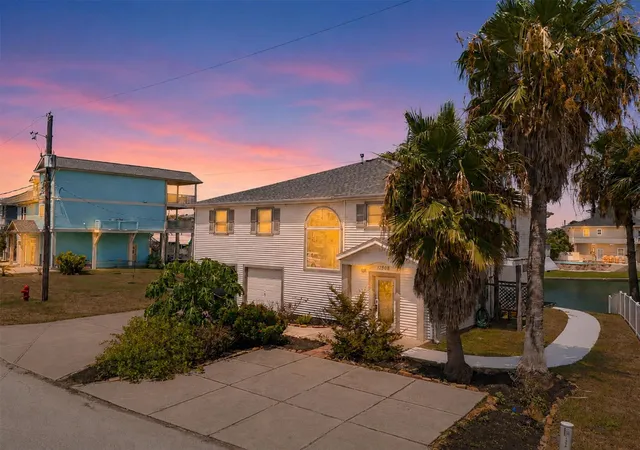 Photo 2 of Single family home for sale at 12808 Camino Famoso Rd, Galveston, TX 77554 | MLS# 71792230 | Listing updated on 2026-08-14