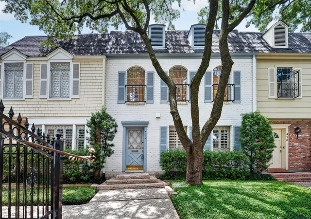 1st image of 473 N Post Oak Ln #473, Houston, TX 77024 | MLS# 18196693