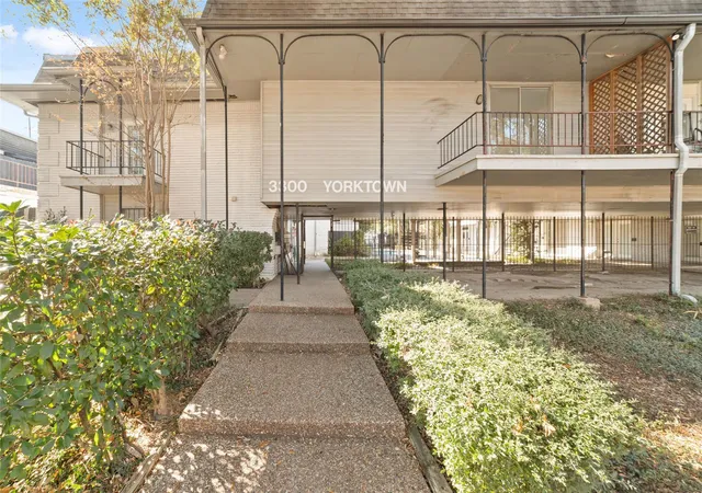 1st image of 3300 Yorktown St #26, Houston, TX 77056 | MLS# 53759526