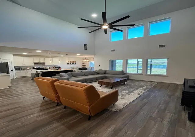 3rd image of 842 Dahlia Petal Dr, Missouri City, TX 77459 | MLS# 49412352