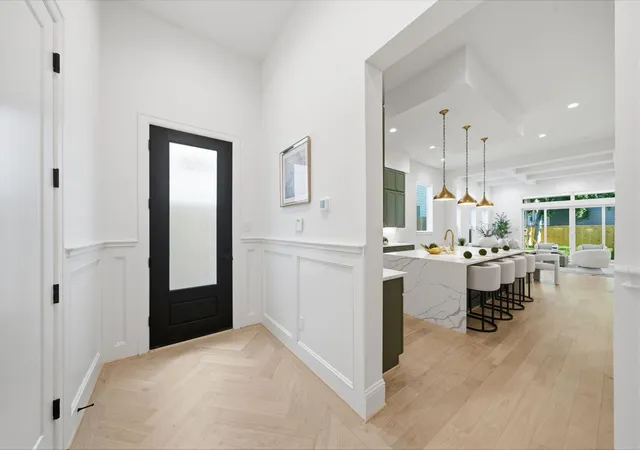 4th image of 609 W 27Th St, Houston, TX 77008 | MLS# 98658584