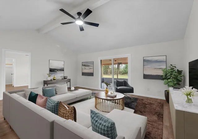 Photo 3 of Single family home for sale at 230 W Willwood Dr, Willis, TX 77378 | MLS# 44625228 | Listing updated on 2026-09-03