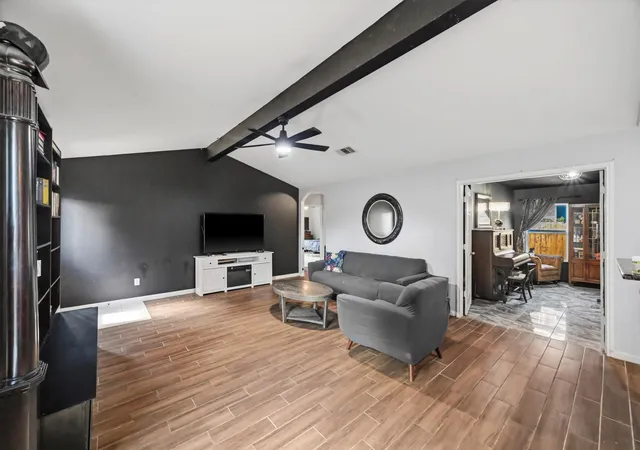 Photo 2 of Single family home for sale at 22423 Bauer Cyn Dr, Hockley, TX 77447 | MLS# 59472836 | Listing updated on 2026-08-29