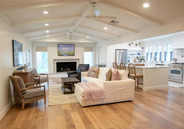 2nd image of 7611 Fairdale Ln, Houston, TX 77063 | MLS# 21928122
