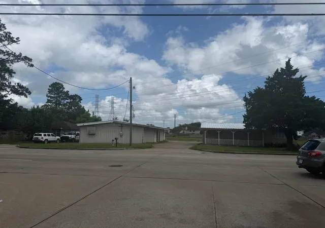 Photo 1 of Single family home for sale at 2219 5th Street, Stafford, TX 77477 | MLS# 10683005 | Listing updated on 2026-08-28