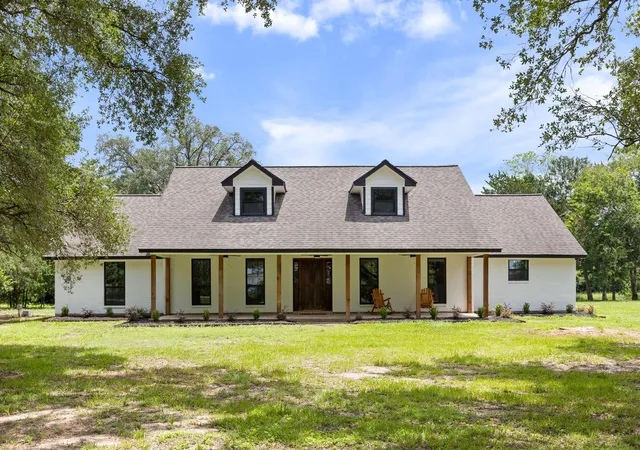 1st image of 10209 Oberrender Rd, Needville, TX 77461 | MLS# 15788431