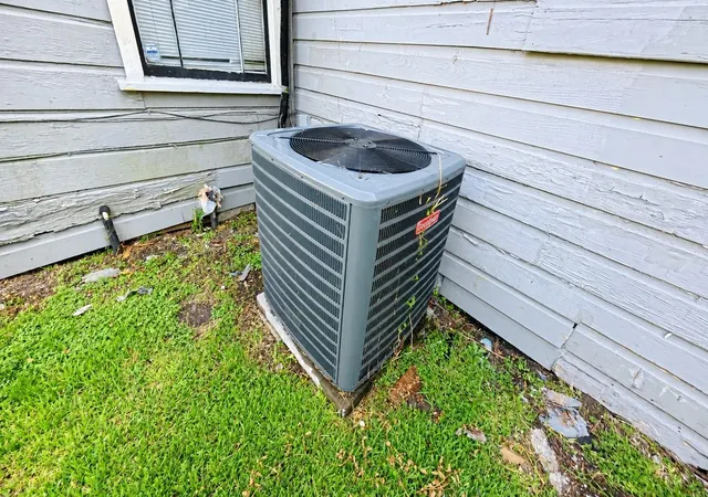 Photo 2 of Sale Pending at 7417 W Knoll St, Houston, TX 77028 | MLS# 46512299 | Listing updated on 2026-08-24