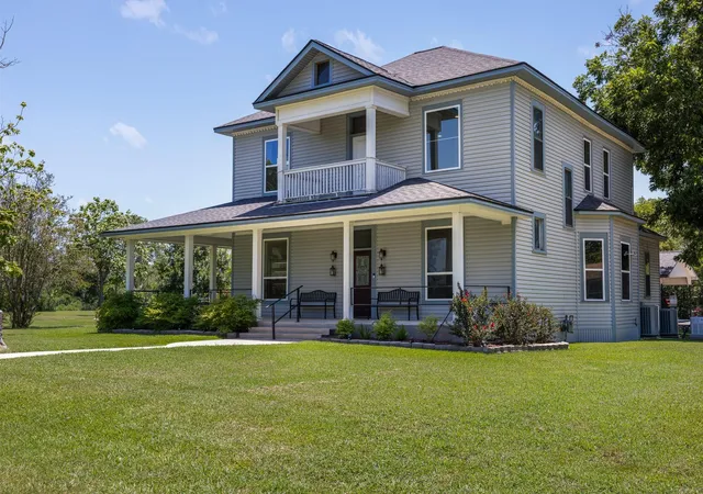 Photo 1 of Sale Pending at 400 S Front St, Caldwell, TX 77836 | MLS# 88934522 | Listing updated on 2026-09-12