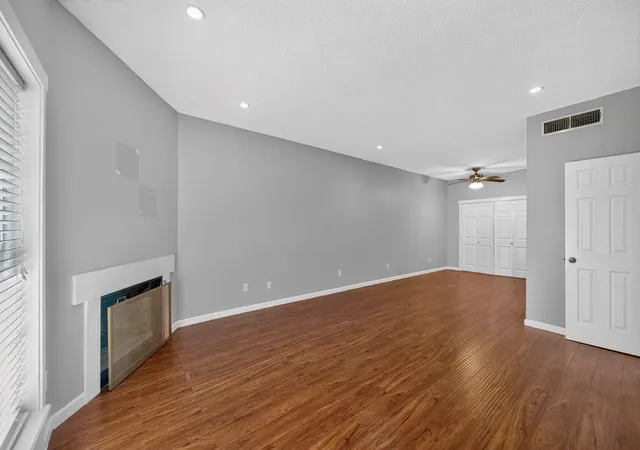 Photo 4 of Sale Pending at 3600 Jeanetta St #602, Houston, TX 77063 | MLS# 10766905 | Listing updated on 2026-09-09