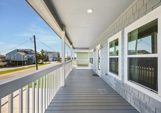 4th image of 126 Driftwood Rd, Freeport, TX 77541 | MLS# 50380120