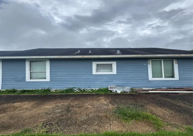 27th image of 880 Prairie Street, Beaumont, TX 77705 | MLS# 25950012