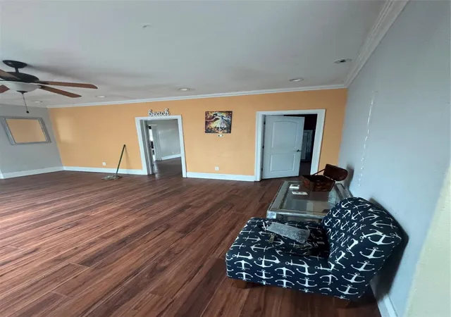 4th image of 880 Prairie Street, Beaumont, TX 77705 | MLS# 25950012