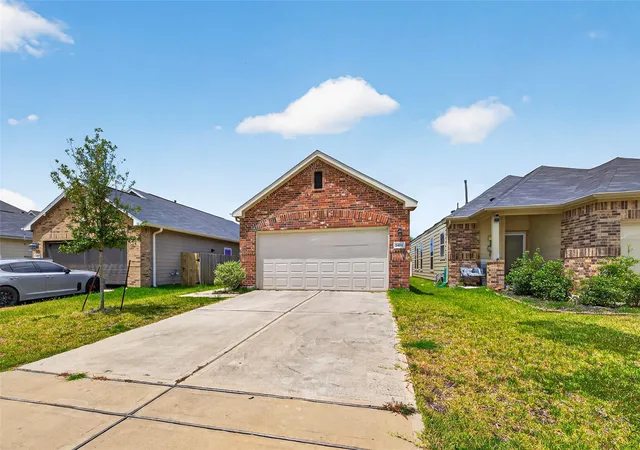 Photo 3 of Single family home for sale at 24711 Teton Holw Trl, Huffman, TX 77336 | MLS# 19512532 | Listing updated on 2026-08-13