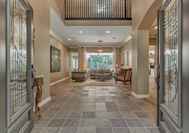 Photo 2 of Single family home for sale at 7 Clarion Ridge, Spring, TX 77382 | MLS# 98322388 | Listing updated on 2026-09-14