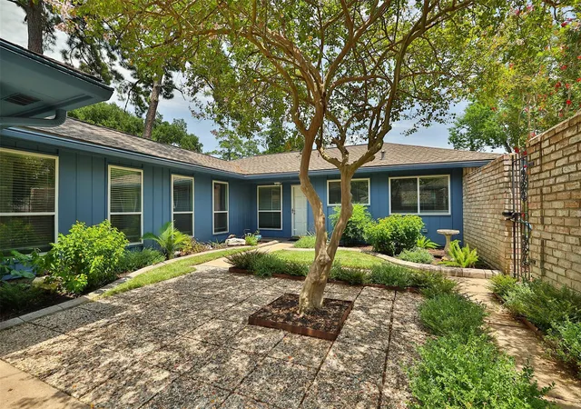 Photo 1 of Sale Pending at 12410 Pantano Dr, Houston, TX 77065 | MLS# 60473308 | Listing updated on 2026-09-20