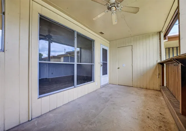Photo 4 of Condo for sale at 7714 Renwick Dr #C35, Houston, TX 77081 | MLS# 81275794 | Listing updated on 2026-08-15