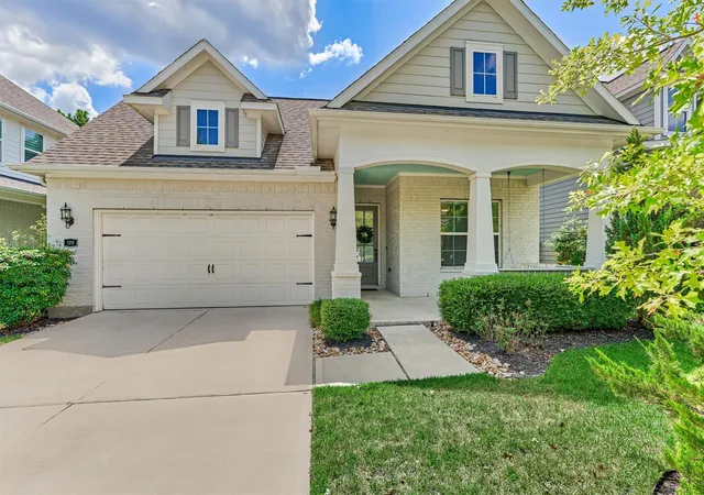Single family home for sale at 125 Pilazzo St, Montgomery, TX 77316 | MLS# 38912255