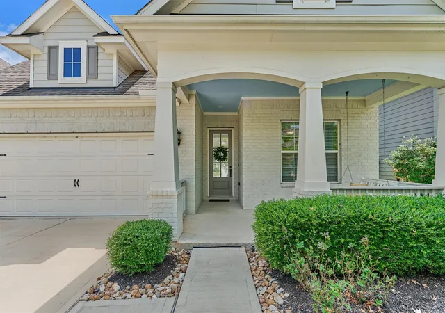 Photo 2 of Single family home for sale at 125 Pilazzo St, Montgomery, TX 77316 | MLS# 38912255 | Listing updated on 2026-10-06