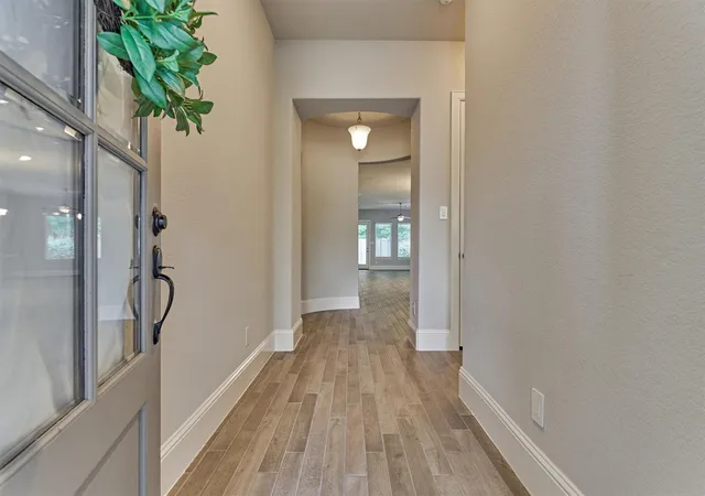 Photo 4 of Single family home for sale at 125 Pilazzo St, Montgomery, TX 77316 | MLS# 38912255 | Listing updated on 2026-10-06