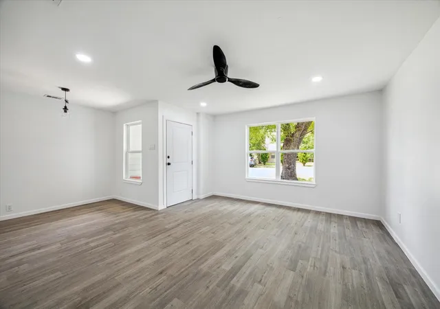 Photo 3 of Single family home for sale at 5614 El Buey Way, Houston, TX 77017 | MLS# 66488832 | Listing updated on 2026-09-12