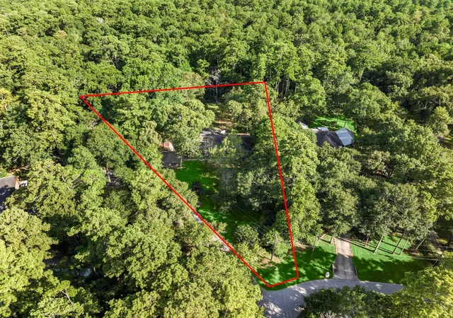 4th image of 108 Hereford Dr, Conroe, TX 77304 | MLS# 91323547