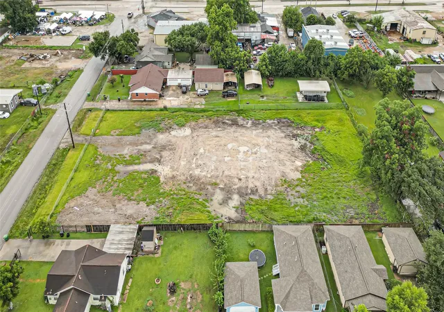 Photo 4 of Land for sale at 9517 Aldine Westfield Rd, Houston, TX 77093 | MLS# 93252419 | Listing updated on 2026-08-11