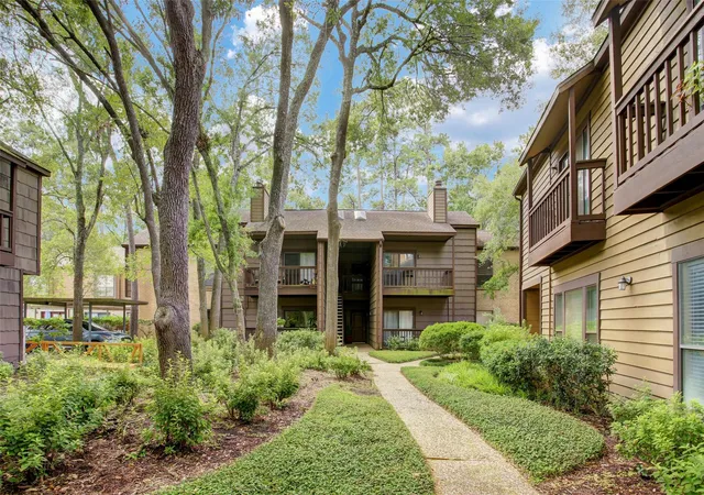 5th image of 11711 Memorial Dr #572, Houston, TX 77024 | MLS# 28613219