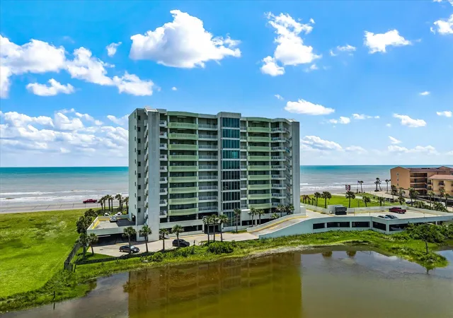 Photo 3 of Condo for sale at 9420 Seawall Blvd #306, Galveston, TX 77554 | MLS# 4515621 | Listing updated on 2026-09-11