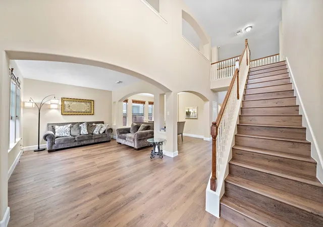 Photo 3 of Single family home for sale at 7519 Summer Shore Dr, Rosenberg, TX 77469 | MLS# 91297780 | Listing updated on 2026-08-22