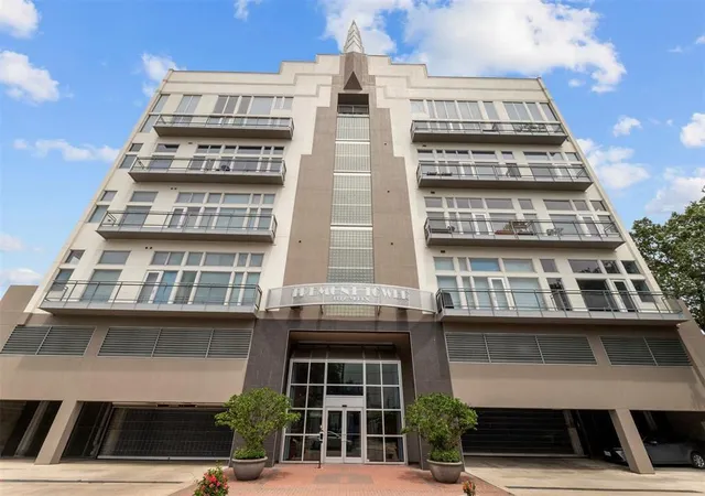 2nd image of 3311 Yupon St #601, Houston, TX 77006 | MLS# 91731652