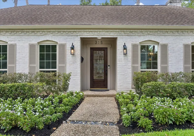 2nd image of 315 Fawnlake Dr, Houston, TX 77079 | MLS# 95499866