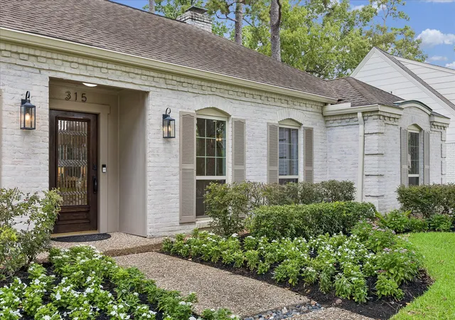 3rd image of 315 Fawnlake Dr, Houston, TX 77079 | MLS# 95499866