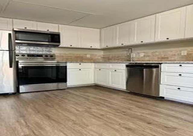 3rd image of 850 Threadneedle St #80, Houston, TX 77079 | MLS# 14568958