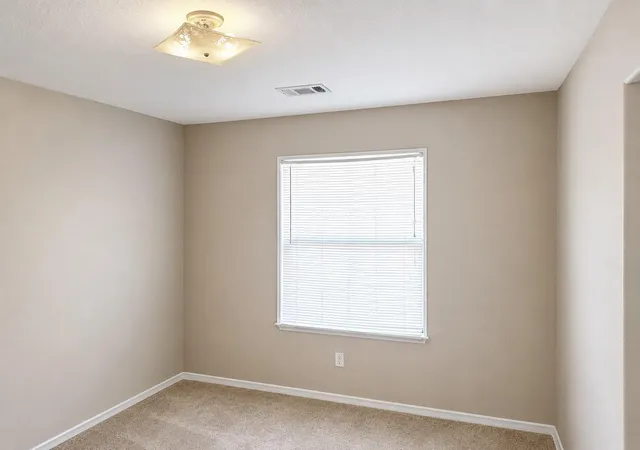 Photo 2 of Single family home for sale at 422 Mystic Glen Loop, Kingwood, TX 77339 | MLS# 87191932 | Listing updated on 2026-09-14
