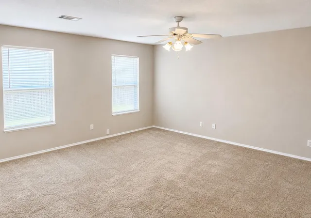 Photo 4 of Single family home for sale at 422 Mystic Glen Loop, Kingwood, TX 77339 | MLS# 87191932 | Listing updated on 2026-09-14