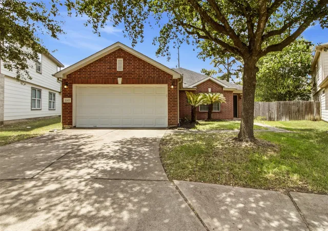 1st image of 11422 Cabbot Cove Ct, Tomball, TX 77375 | MLS# 84218112