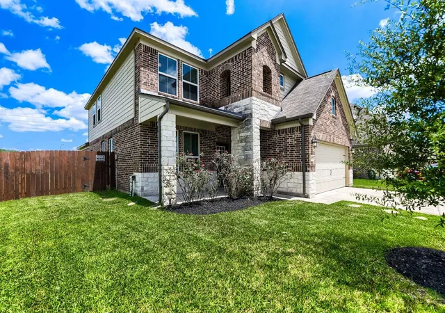 Photo 2 of Single family home for sale at 4307 Greeley Ln, Rosenberg, TX 77471 | MLS# 23261878 | Listing updated on 2026-10-08