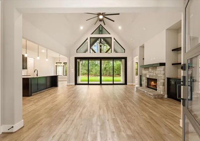 5th image of 105 Sanctuary Rd, Huntsville, TX 77340 | MLS# 6939761