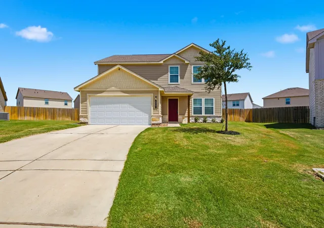 Photo 2 of Single family home for sale at 6001 Crest Brg Ct, Bryan, TX 77807 | MLS# 72988132 | Listing updated on 2026-09-09