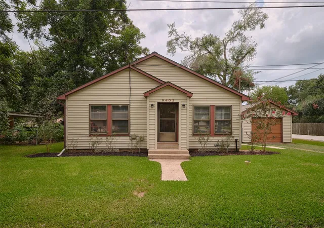 2nd image of 9402 Line St, Needville, TX 77461 | MLS# 27384029