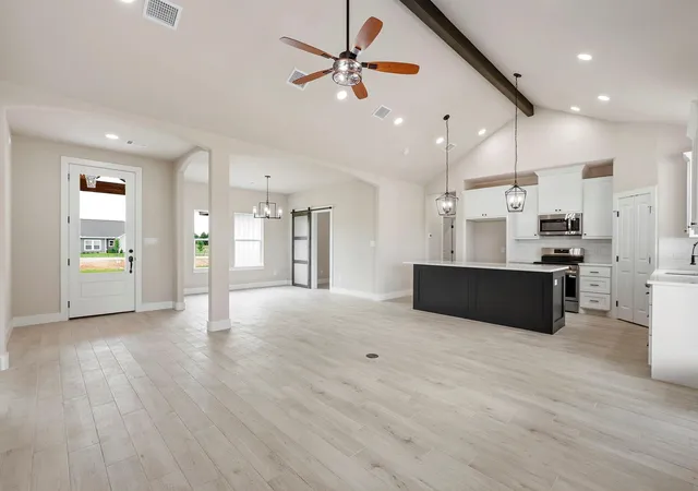 4th image of 4432 Collton Ln, Franklin, TX 77856 | MLS# 76918393