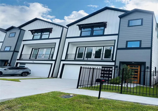 1st image of 2010 Yates St, Houston, TX 77020 | MLS# 31319061