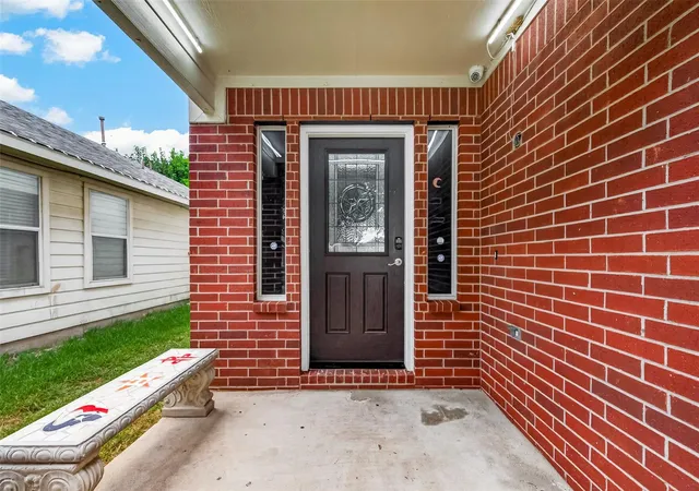 Photo 4 of Single family home for sale at 10830 Tallow Briar, Houston, TX 77075 | MLS# 86893171 | Listing updated on 2026-09-19