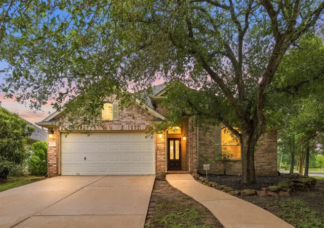 Photo 1 of Single family home for sale at 11023 Greenstone Park Ln, Houston, TX 77089 | MLS# 31873563 | Listing updated on 2026-09-17