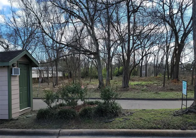 Photo 1 of Land for sale at 7051 Majestic Oaks Dr, Houston, TX 77040 | MLS# 68370407 | Listing updated on 2026-08-31